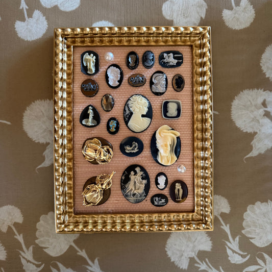 Intaglieaux in Gold Beads Blush and Black