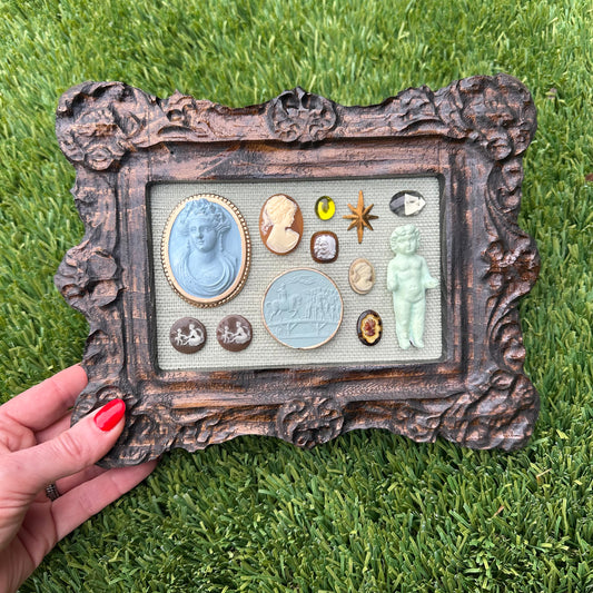 Intaglieaux in Carved Wood