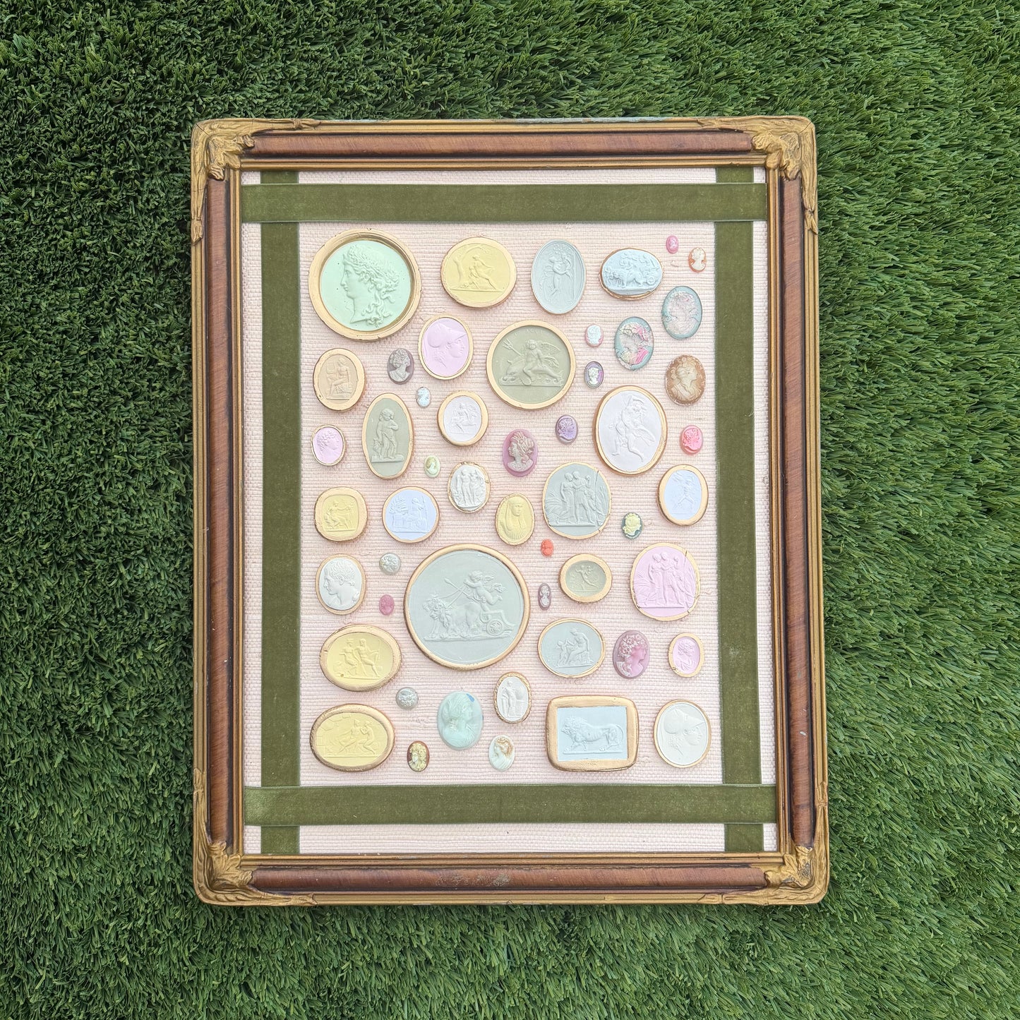 Intaglieaux in Blush and Pine