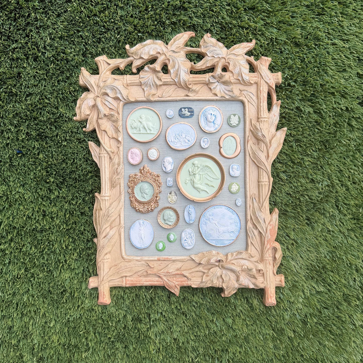 Intaglieaux Faux Bois