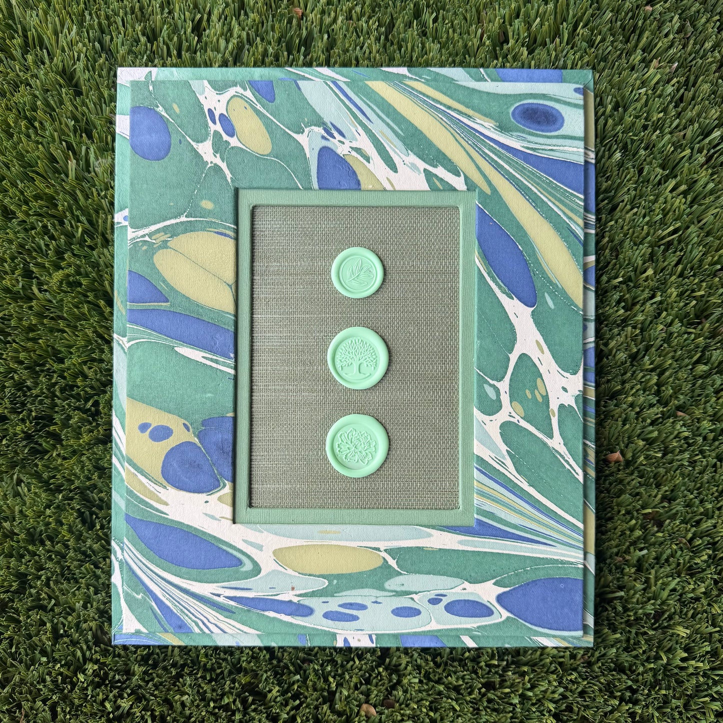 Intaglieaux in Mint and Royal II
