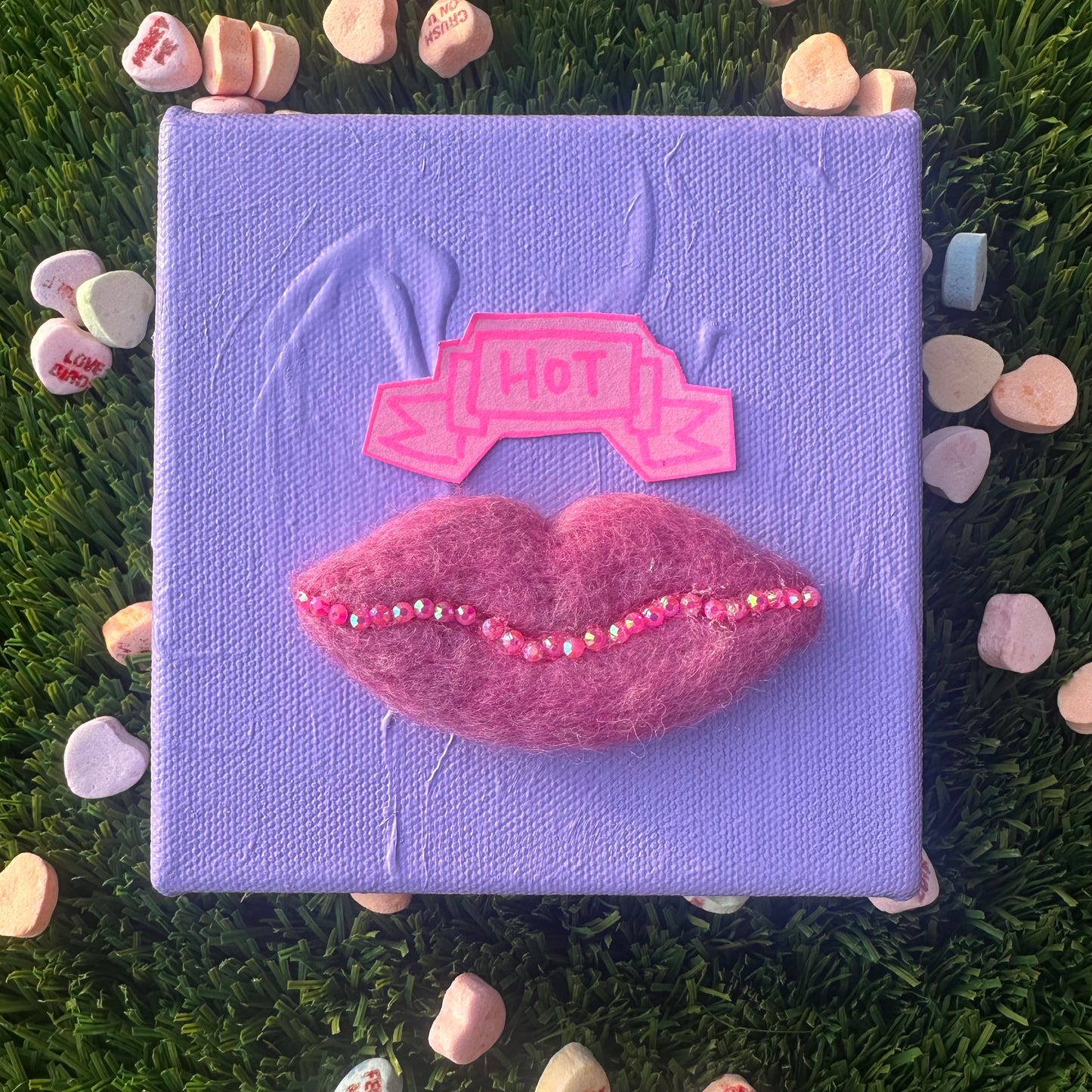 Hot Lips - grape